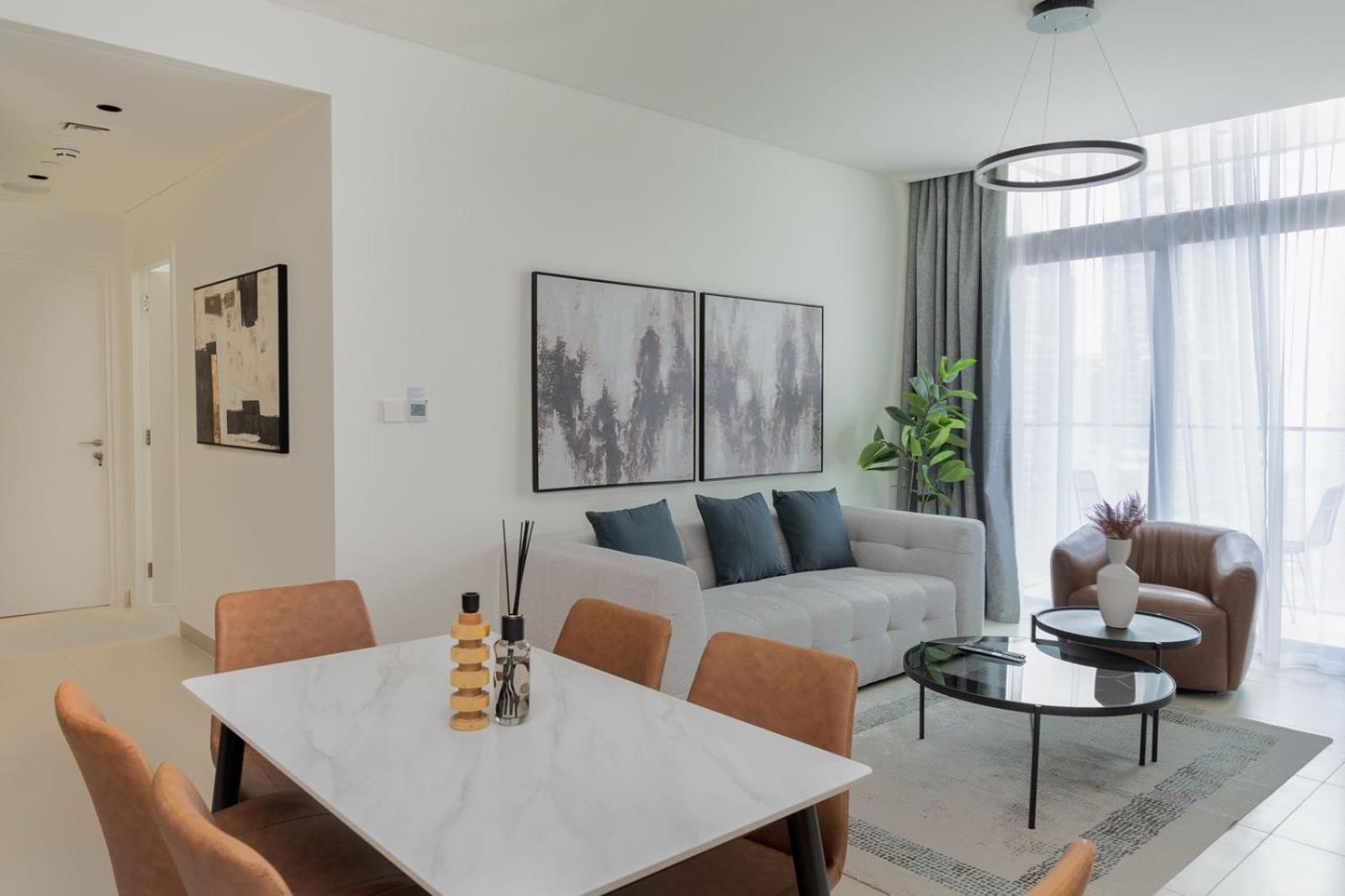 Apartment Luxury Escapes - Stylish 2br With Balcony In Burj Crown Downtown *